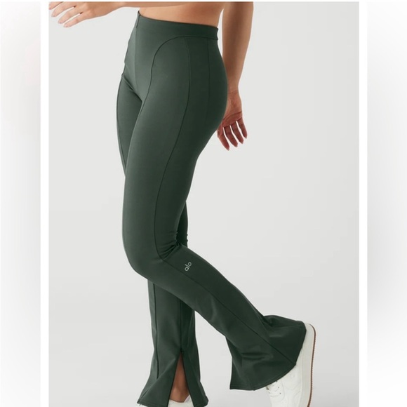 ALO Yoga Green Boot Cut Flare Pants - Picture 1 of 8